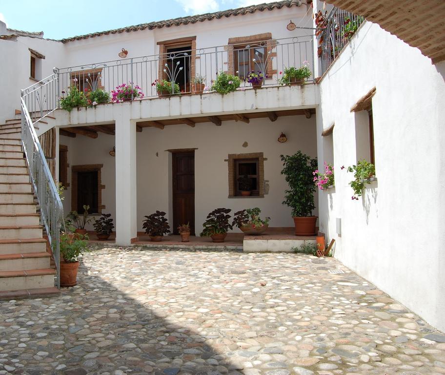 Rifugio Di Galte Bed & Breakfast กัลเตลลิ ภายนอก รูปภาพ